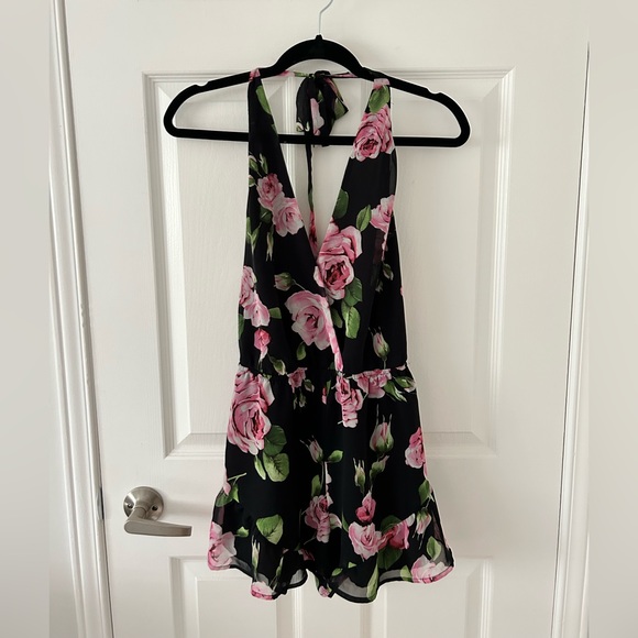 Forever 21 Black and Floral Romper - Medium - Picture 1 of 3